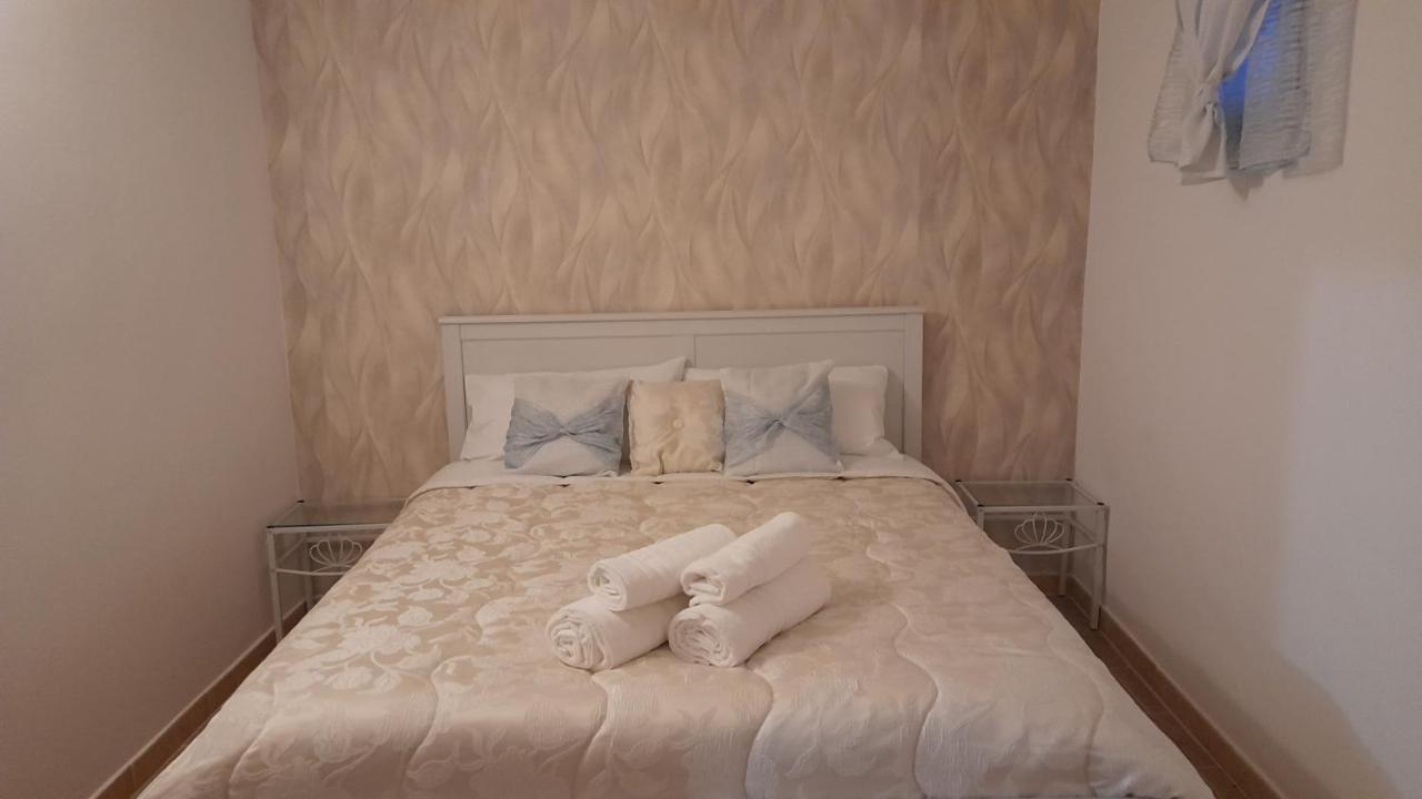 La Chicca Del Mare Hotell Bari Exteriör bild