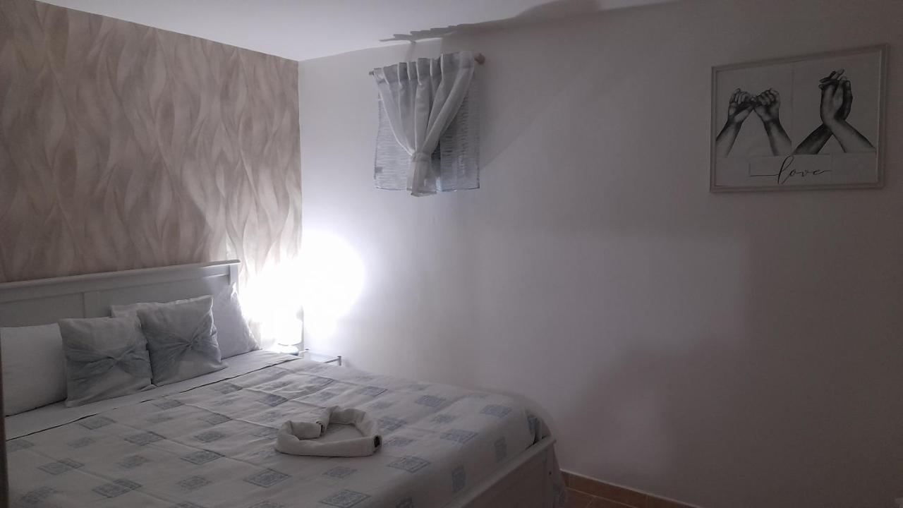 La Chicca Del Mare Hotell Bari Exteriör bild